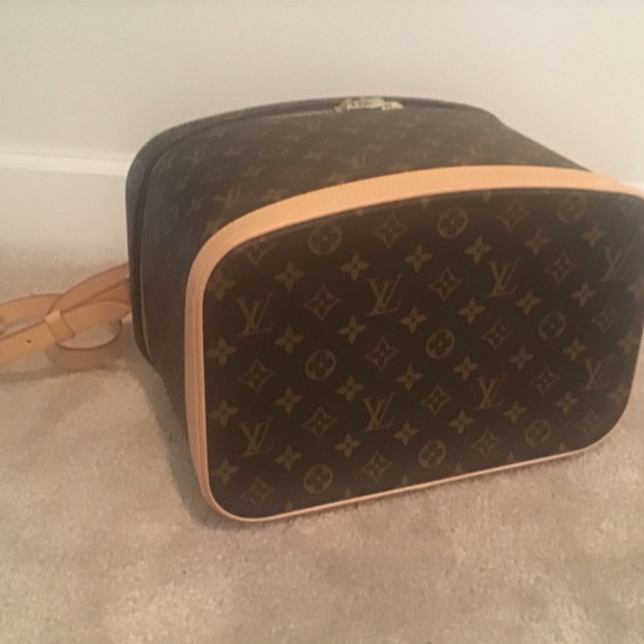 Louis Vuitton Vanity Case - Picture 11 of 16
